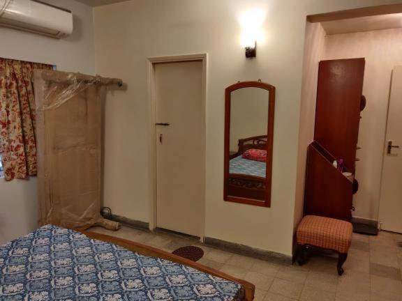 Lovely Couple Friendly Guest House 콜카타 외부 사진